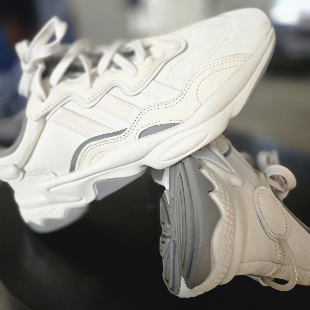 adidas OZWEEGO Shoes Bliss Off White Wmns 8.5 Like New!!!
